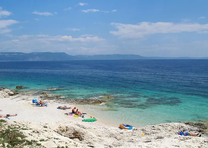 Appartement Milevoj-3 By Interhome